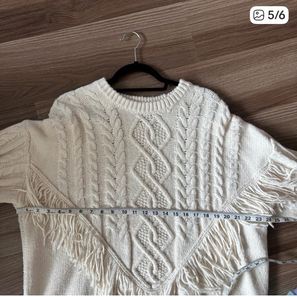 🤍Cream Fringe Sweater - Picture 5 of 6